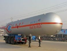 56m³液化气体运输半挂车（CLW9408GYQ型）图片