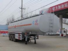 42.5m³运油半挂车（CLW9400GYYA型）图片
